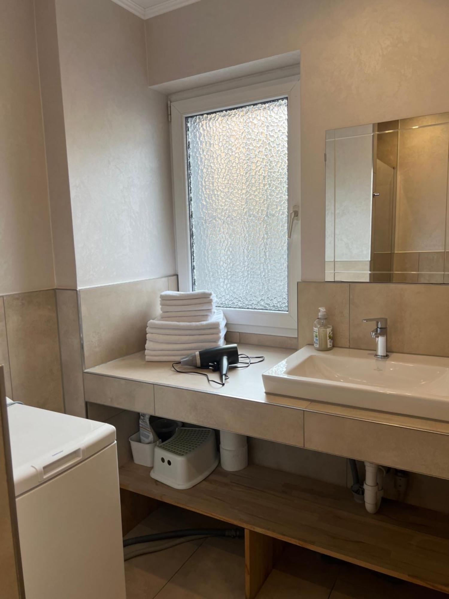 City Home- Business Apartment, Private Parking Free Nuremberg Luaran gambar